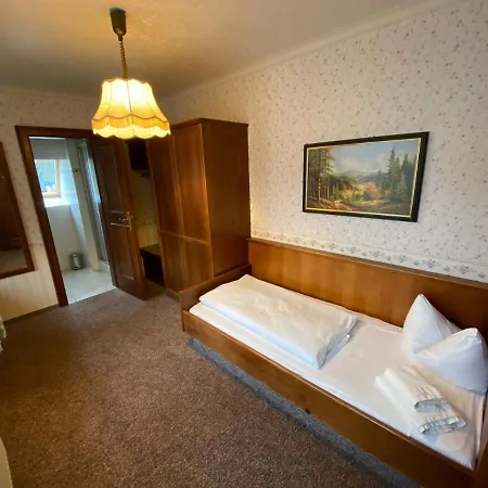 Braugasthof Papiermuehle Hotel 3*