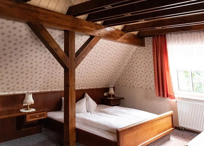 Braugasthof Papiermuehle فندق