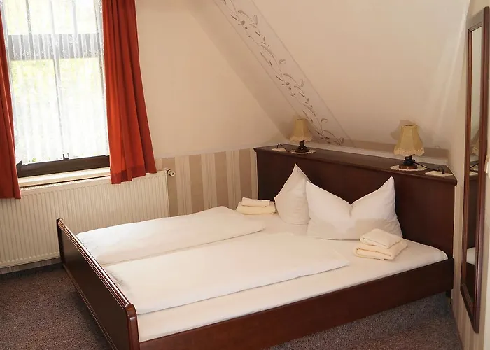 Braugasthof Papiermuehle فندق