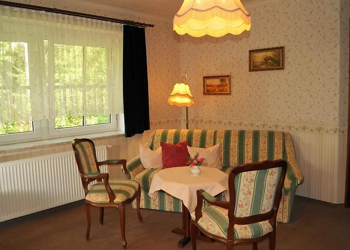 Braugasthof Papiermuehle جينا